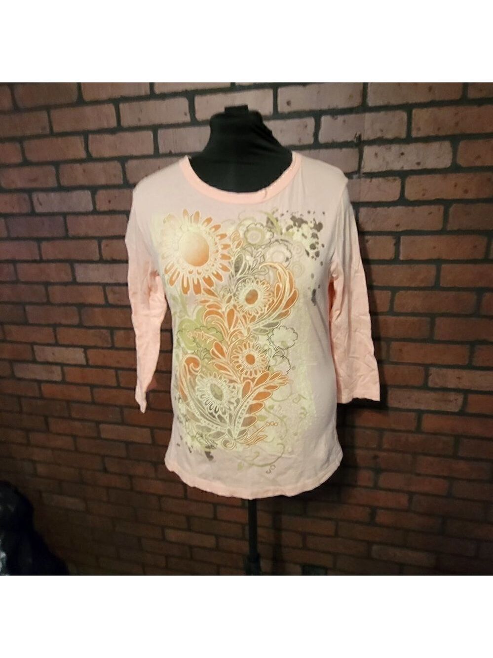 L.A. Movers 3/4 sleeve top with scoop neck ladies fit - Size XL